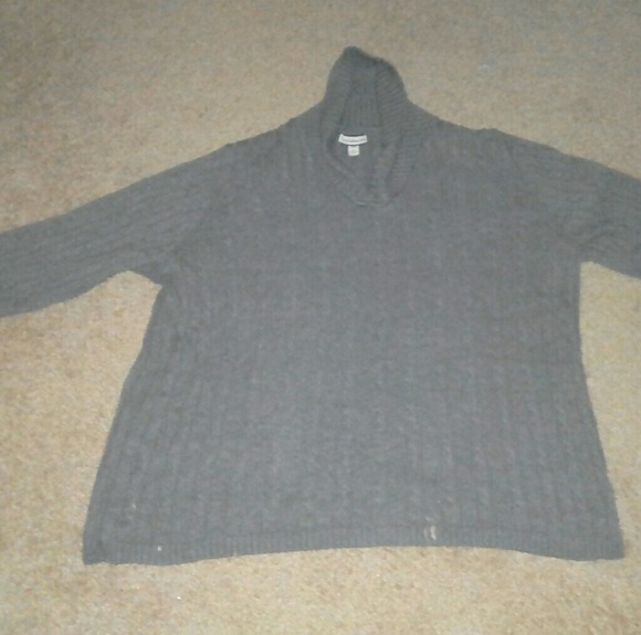 Sweater - Picture 4 of 6
